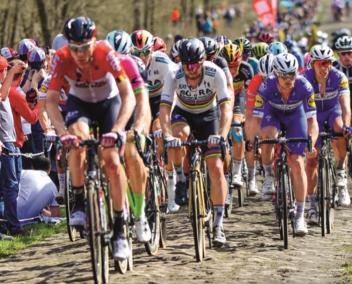 Först väl skyddad av sina hjälpryttare och sedan ostoppbar: Paris-Roubaixklassikern innebar att Peter Sagan vann den första ”Monuments”-tävlingen för sitt team.