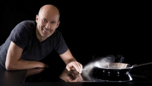 Willi Bruckbauer, utvecklare och grundare av BORA Lüftungstechnik, talar om den idé som kom att vända upp och ner på hela kökvärlden på bara några år - för att skapa ett vackrare kök